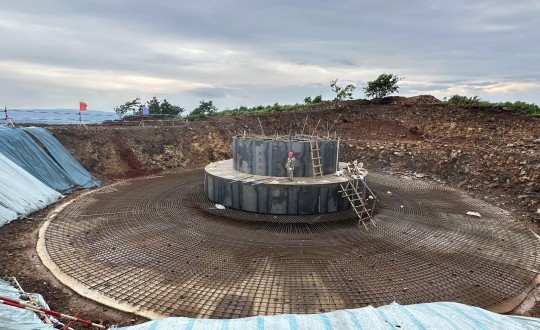 5.裝配式總公司考察三一重能黑龍江寧安項目基地現(xiàn)場_副本.jpg